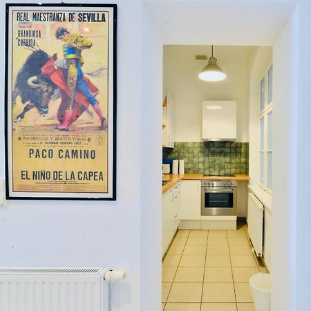 Vintage-Apartment Close To Karlsplatz Il Виена Екстериор снимка